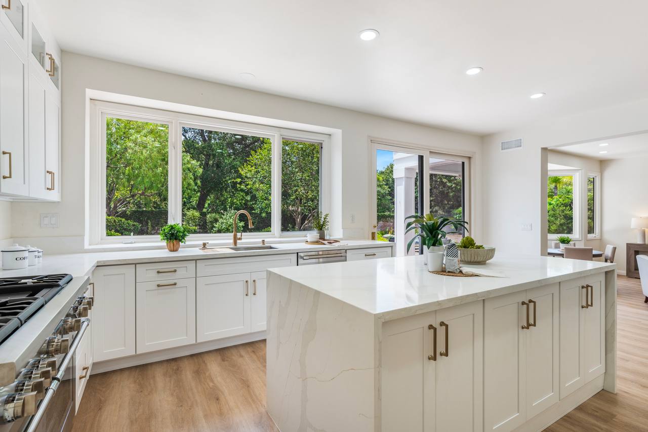Staged kitchen — Staging OC project